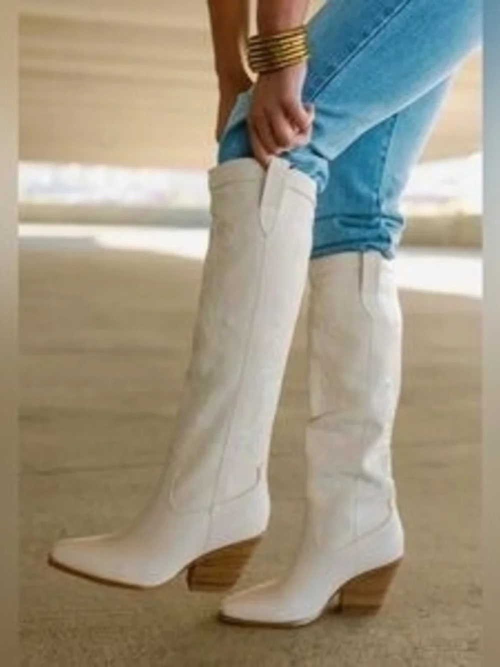 Snow White Steve Madden Knee-High Boots!.